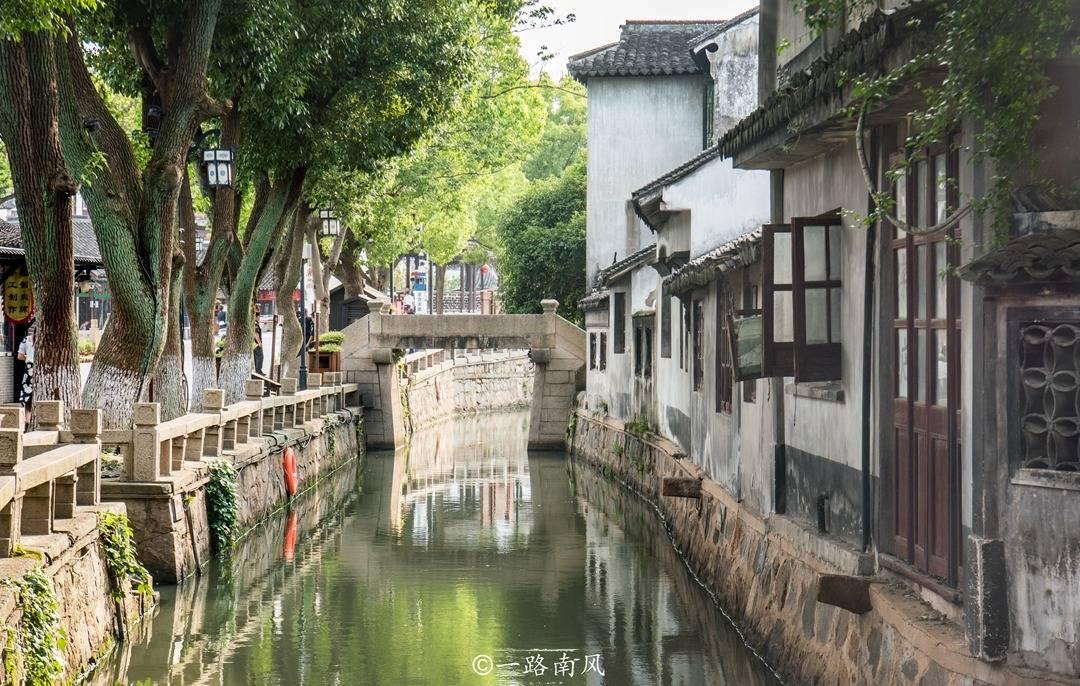 浔城消费市场年味足